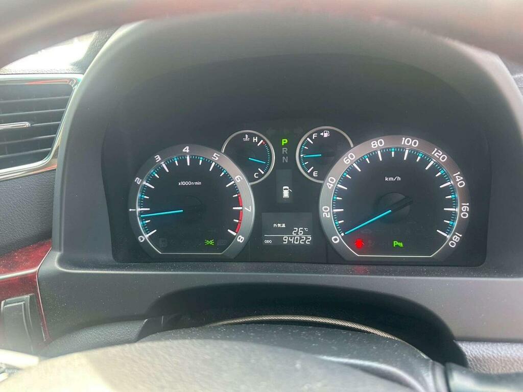 Toyota Vellfire #17