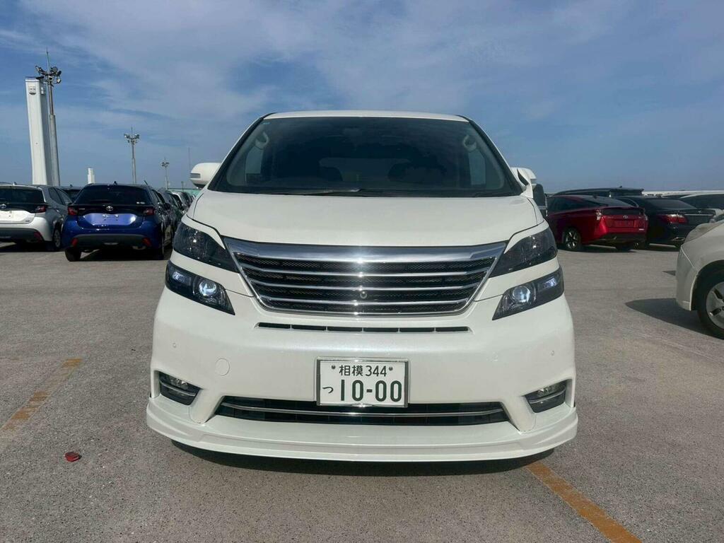 Toyota Vellfire #8