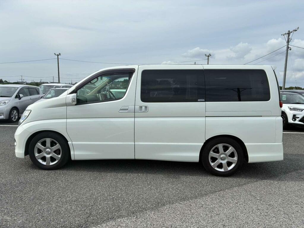 Nissan Elgrand Mpv 2.5 Highway Star 8 Seats 200505 White #6