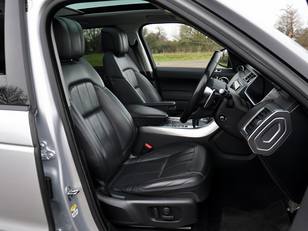 Land Rover Range Rover Sport 3.0 Range Rover Sport Hse Dynamic Sdv6 Suv L66CHB Silver #3