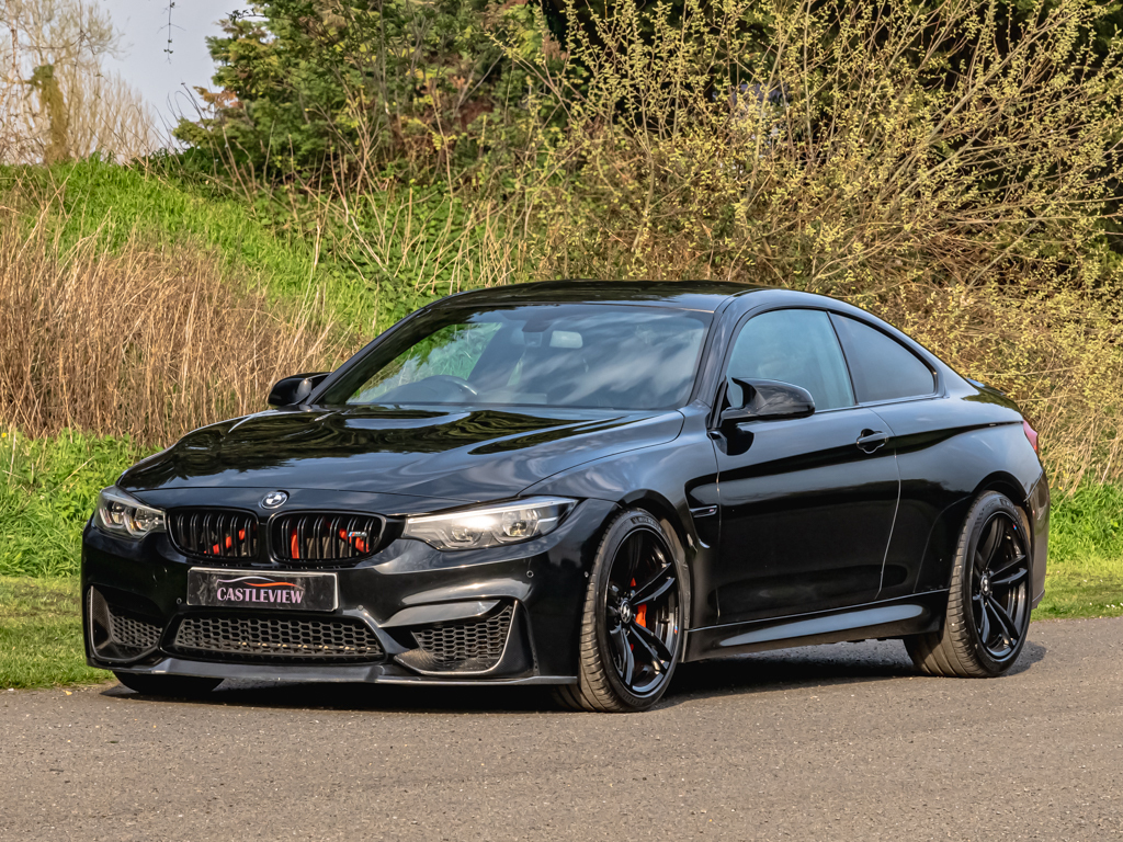 BMW M4 3.0 M4 Coupe EO18HHX Black #6