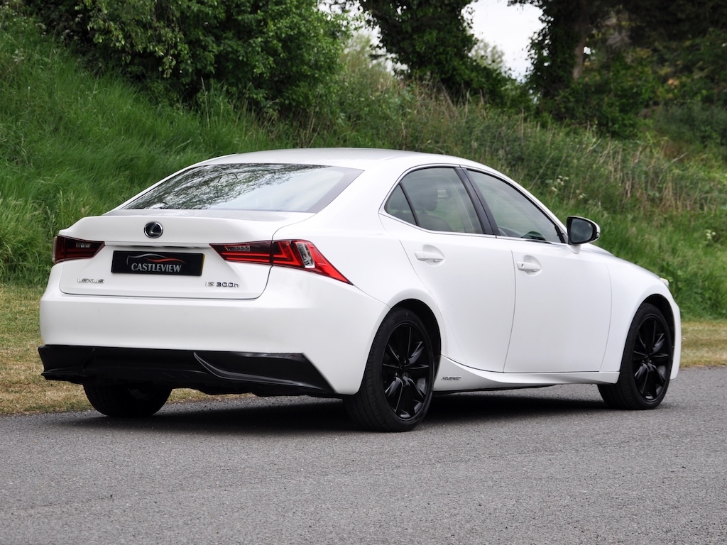 Lexus IS 2.5 Is 300H Executive Edition Cvt Saloon Petro HV15UTL White #6