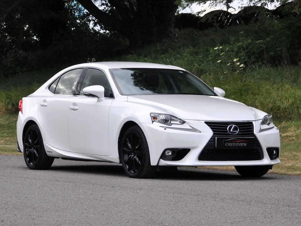Lexus IS 2.5 Is 300H Executive Edition Cvt Saloon Petro White
