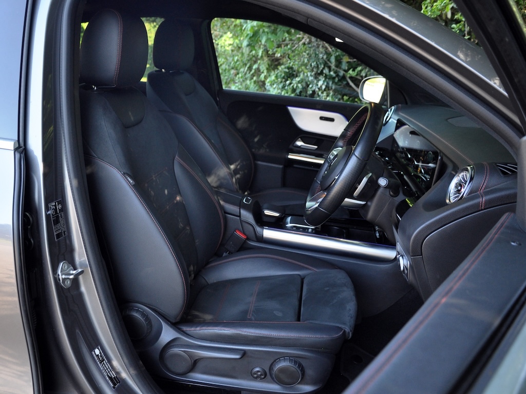 Mercedes-Benz EQA 0.0 Eqa 250 Amg Line Suv SJ71AGZ Grey #3