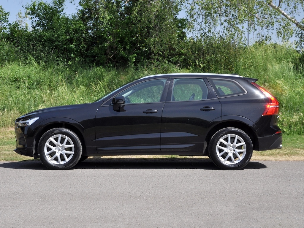 Volvo XC60 2.0 Xc60 Momentum D4 Awd Suv AE68FWP Black #5