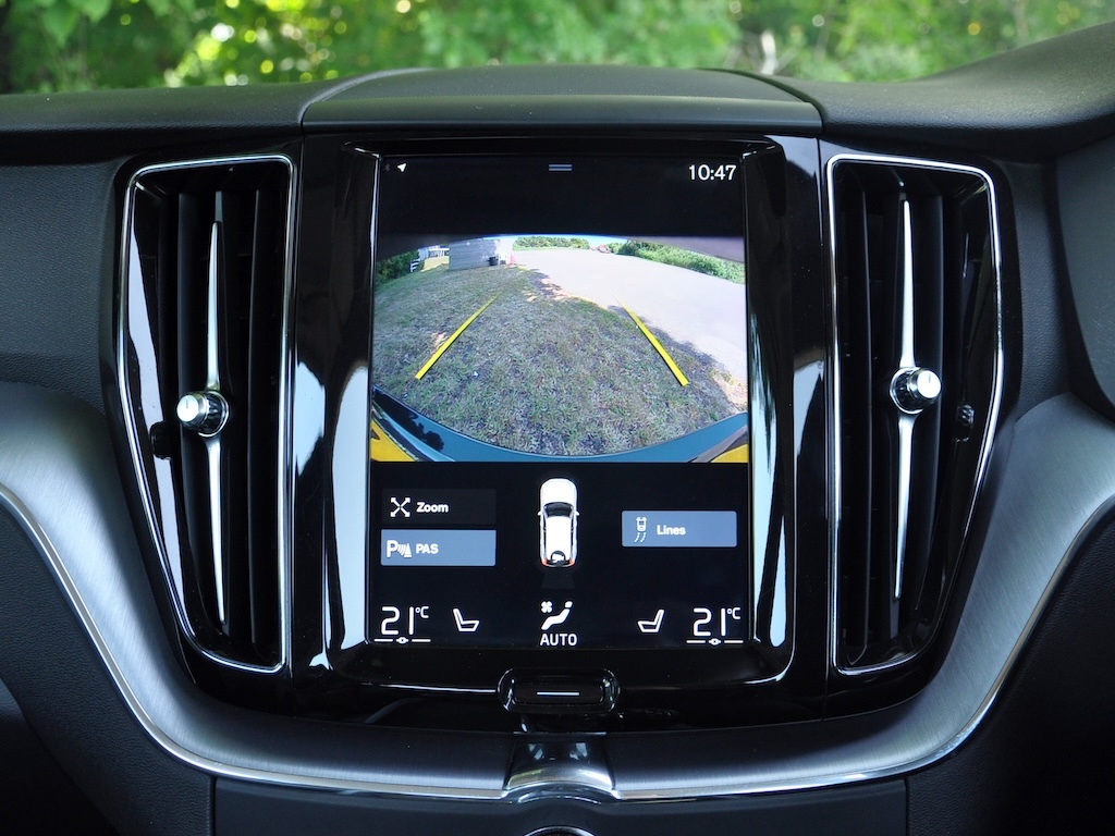 Volvo XC60 2.0 Xc60 Momentum D4 Awd Suv AE68FWP Black #4