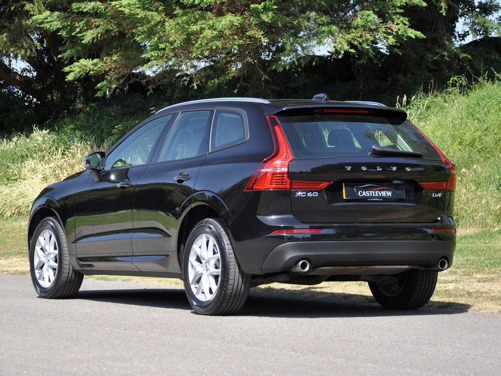 Volvo XC60 2.0 Xc60 Momentum D4 Awd Suv AE68FWP Black #6