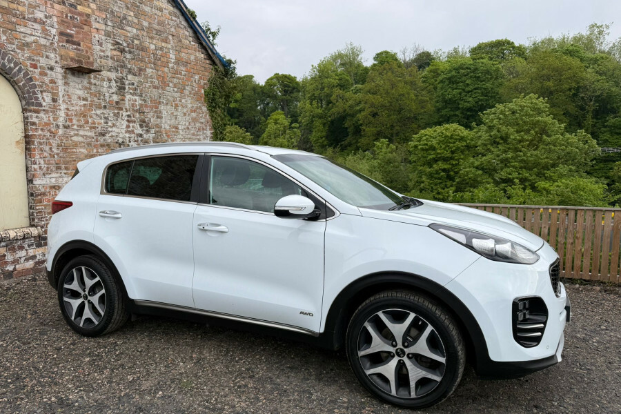 Kia Sportage Suv White