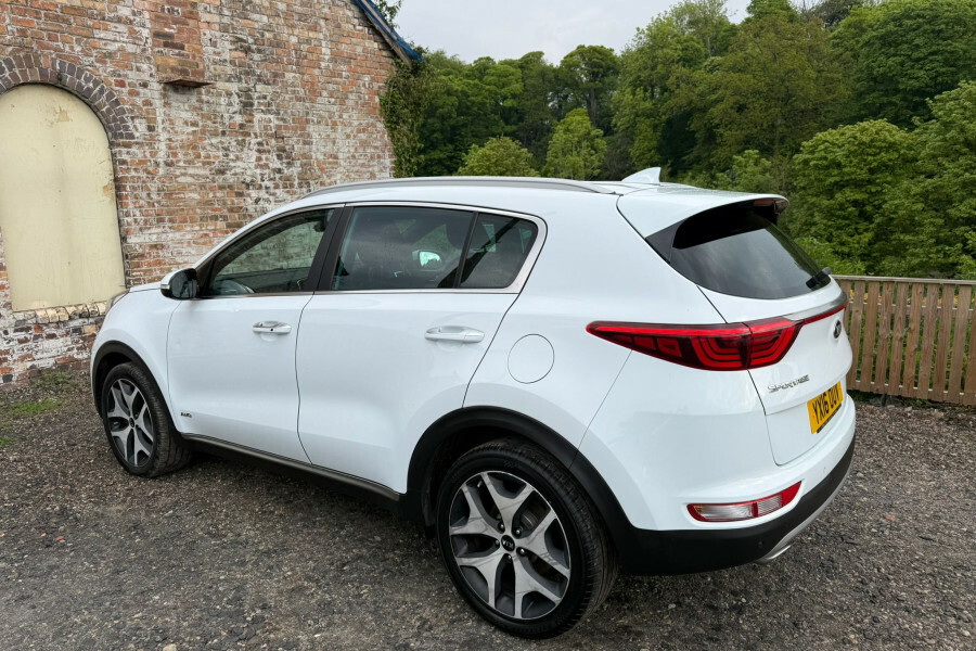 Kia Sportage Suv YX16OUV White #3
