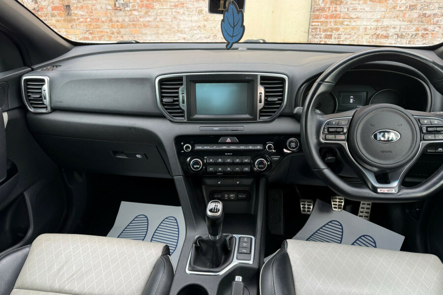 Kia Sportage Suv YX16OUV White #4