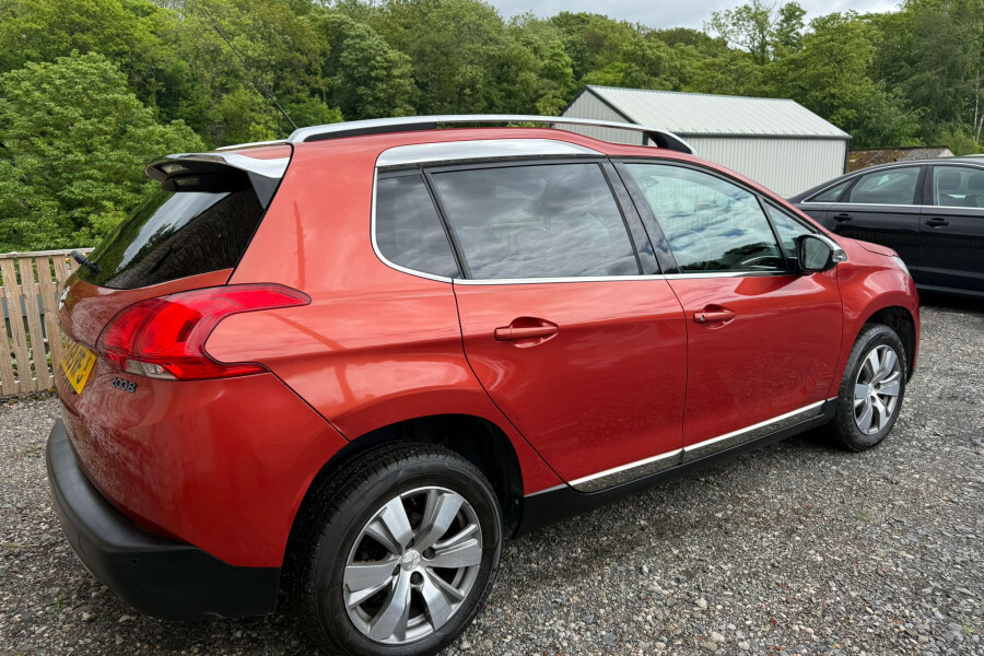 Peugeot 2008 Suv BV65RFJ Red #5