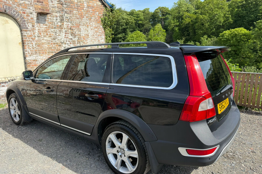 Volvo XC70 D3 Se Lux Awd Black #6