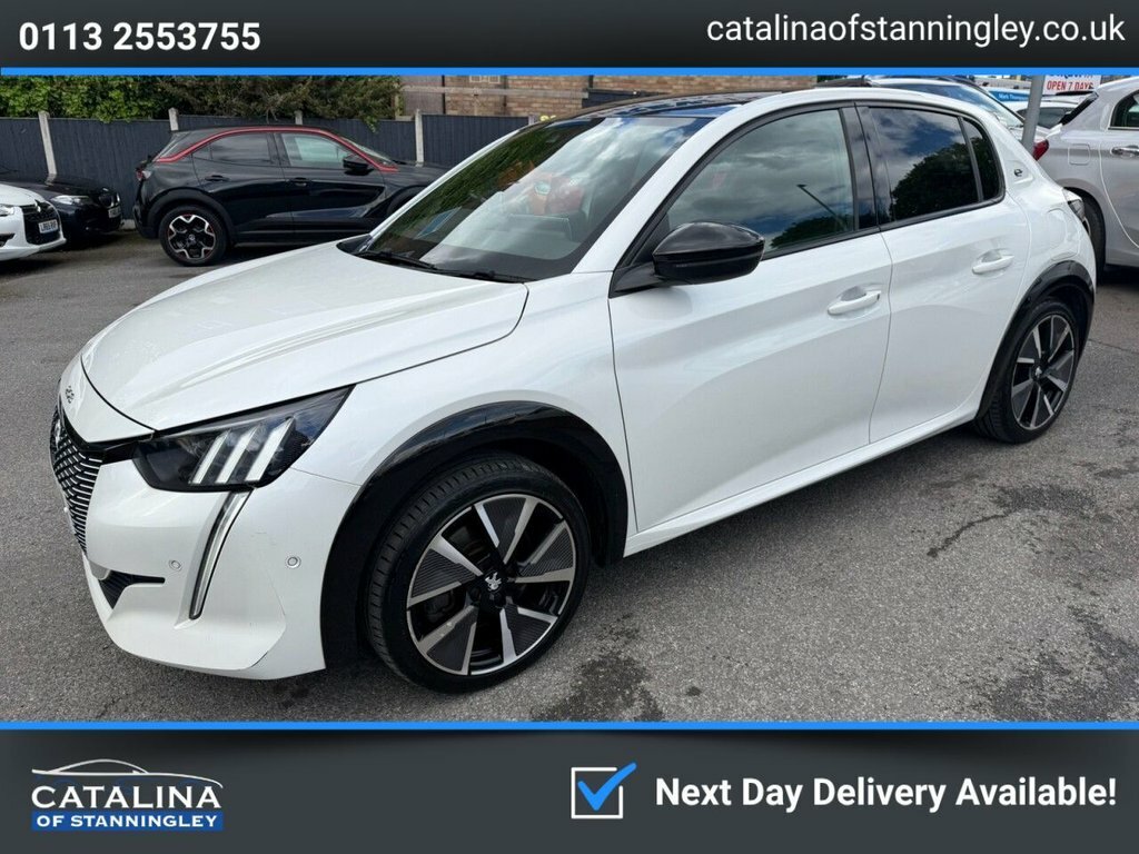 Peugeot e-208 Hatchback BF71NJN White #3