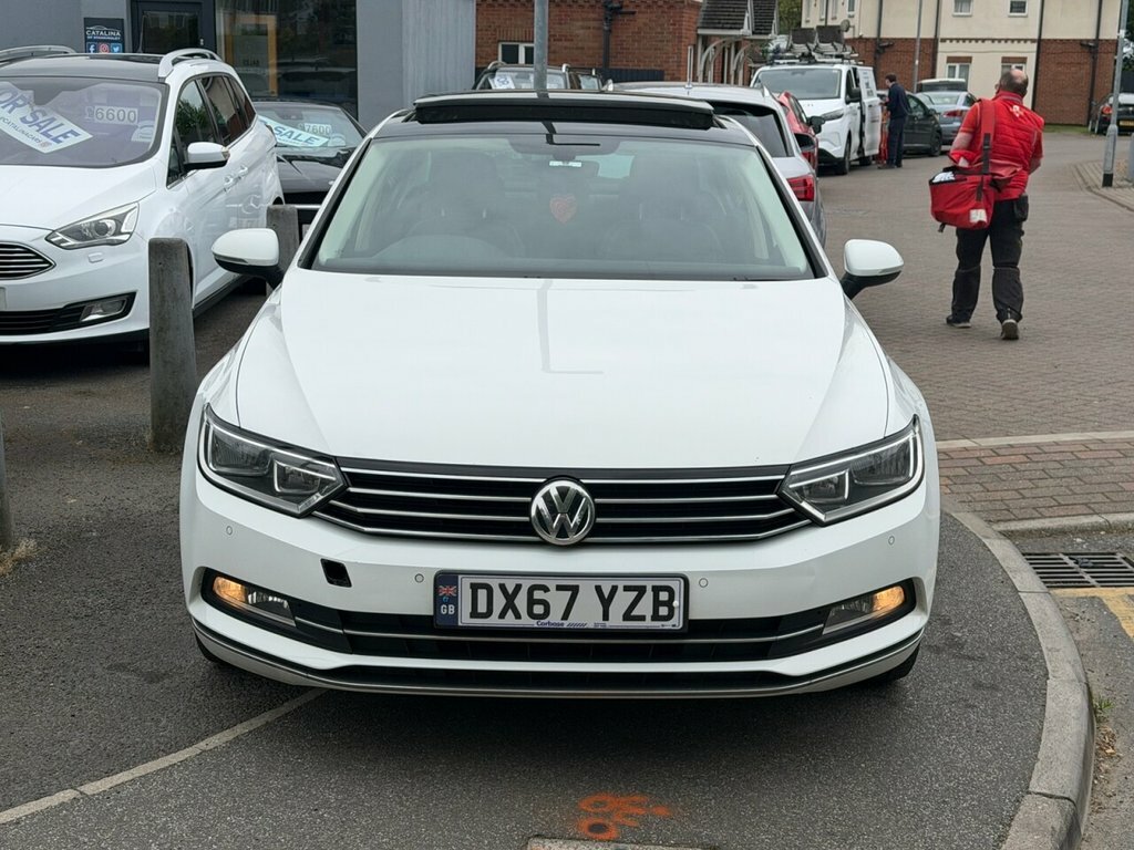 Volkswagen Passat 1.6L Gt DX67YZB White #2