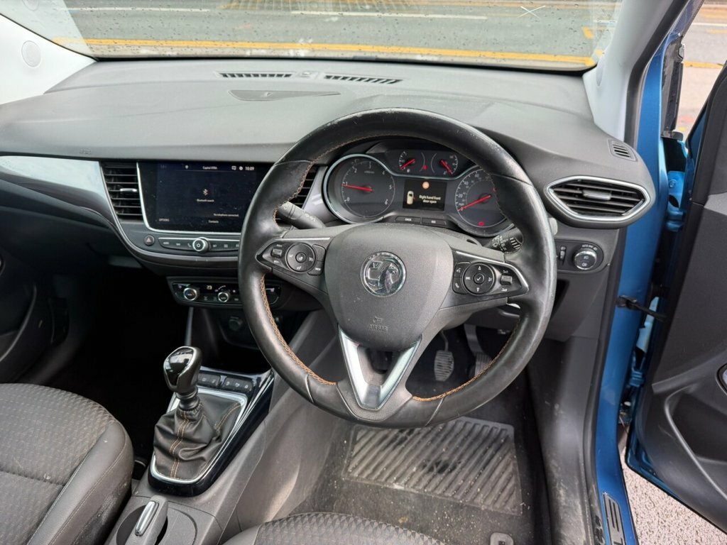 Vauxhall Crossland X 1.6L Tech Line Nav DV18YTZ Blue #4