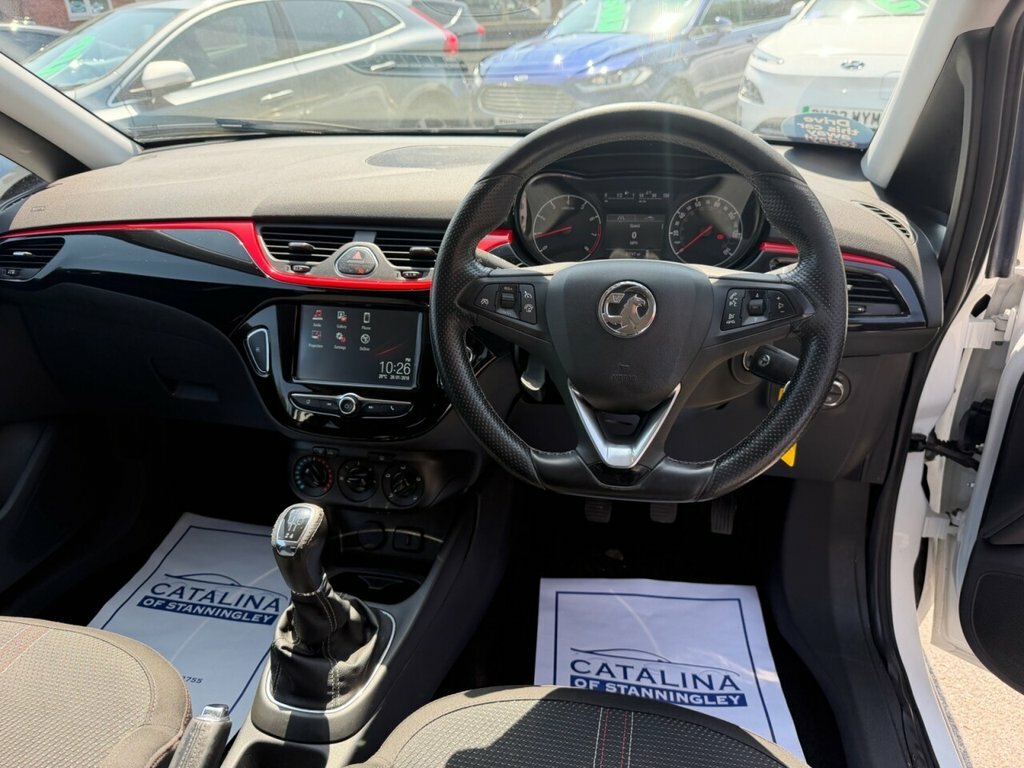 Vauxhall Corsa 1.4L Limited Edition MT18UTE White #3