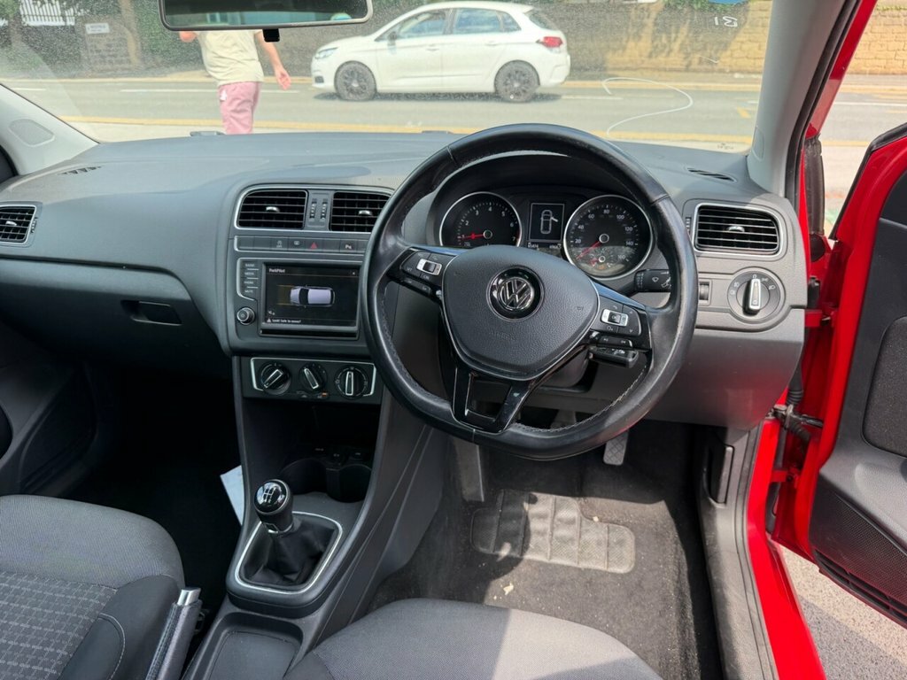 Volkswagen Polo 1L Match NV16OYY Red #4