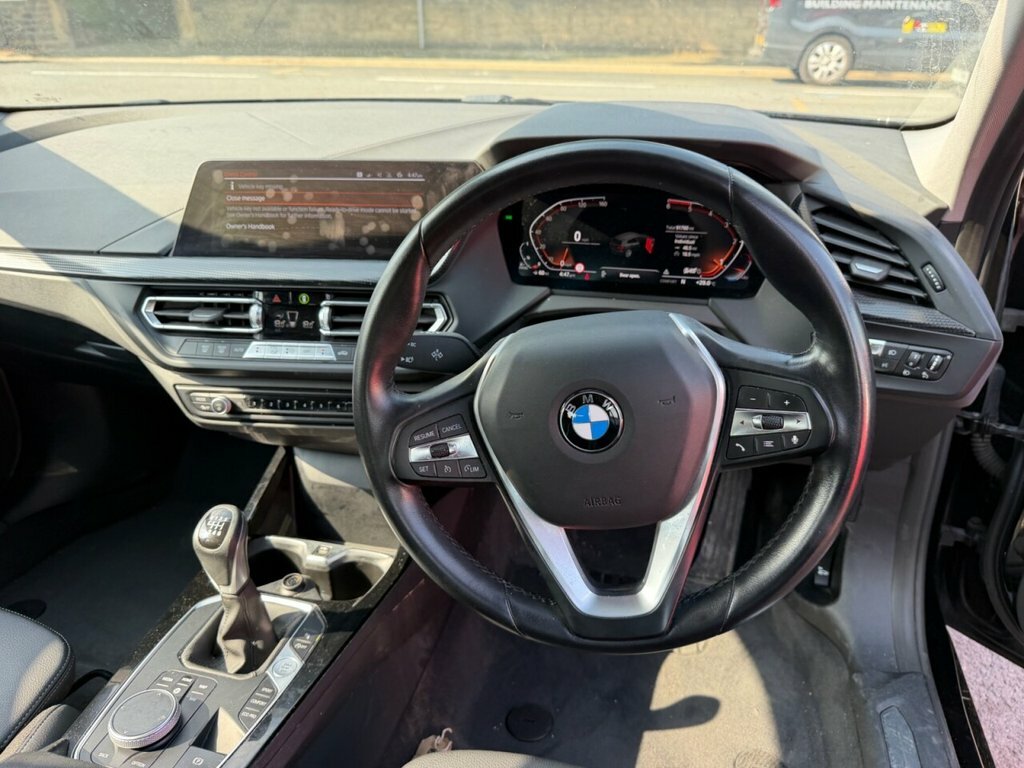 BMW 1 Series 1.5L Sport NG72USH Black #4