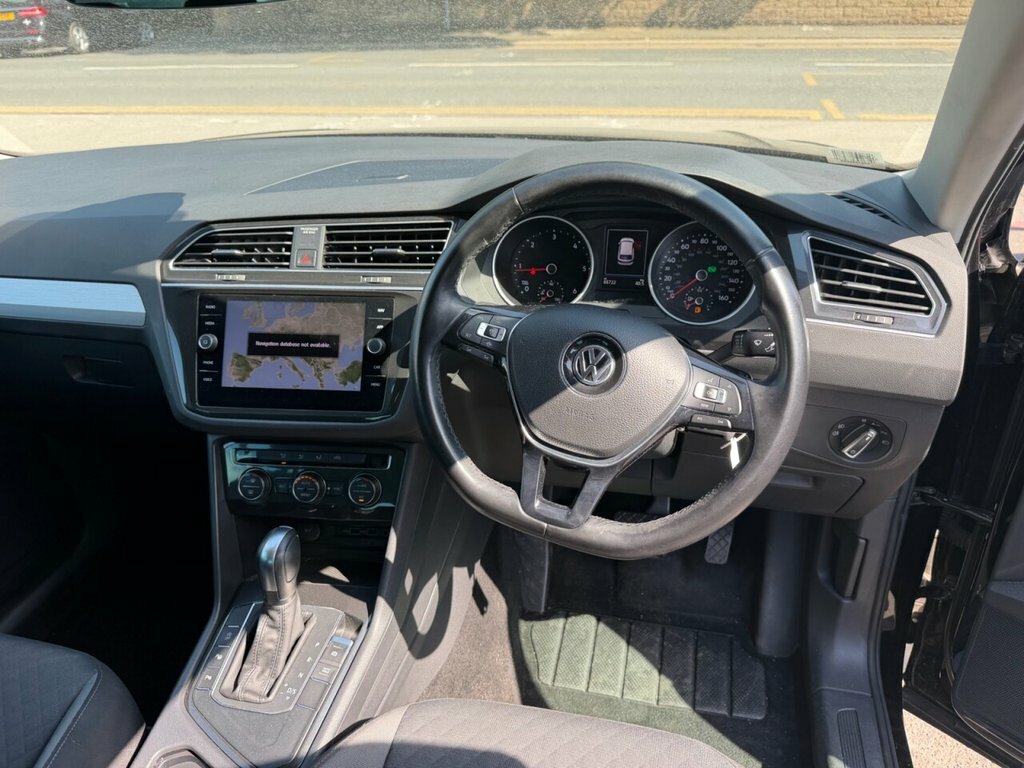 Volkswagen Tiguan 2L Match BT20NAE Black #4