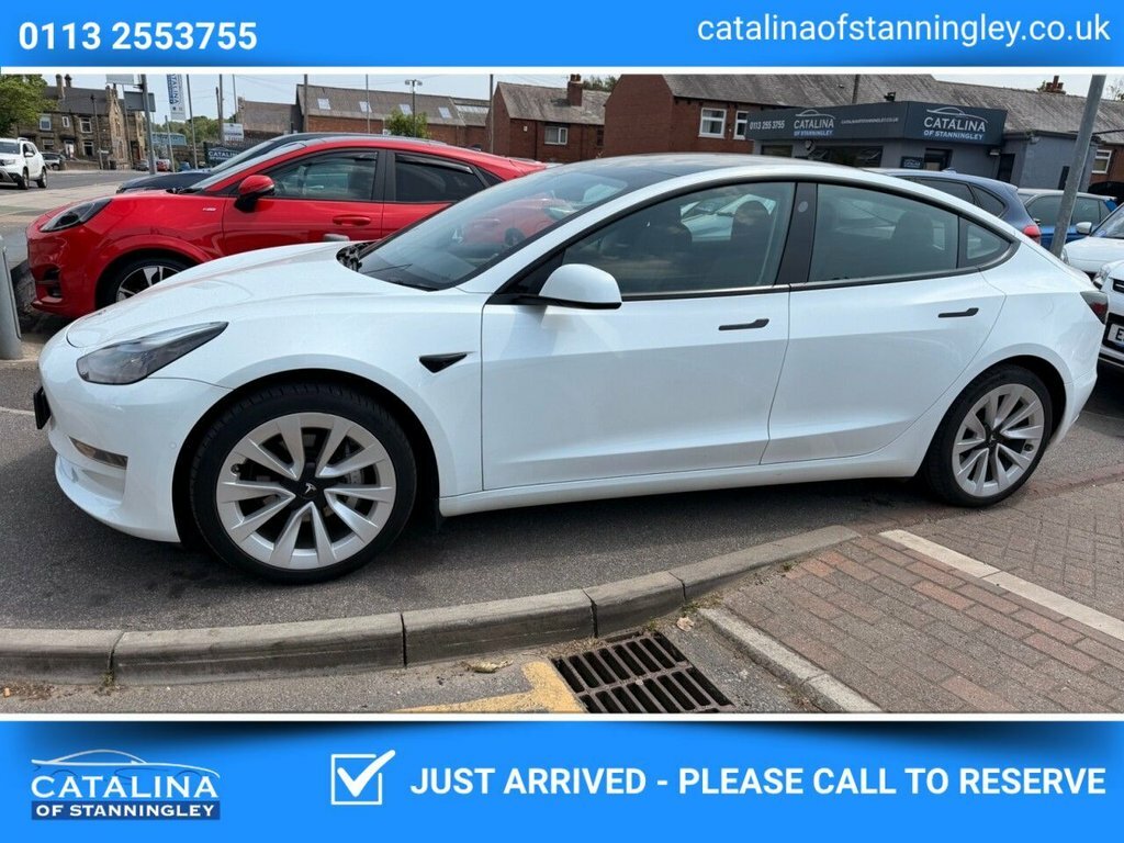 Tesla Model 3 Saloon White