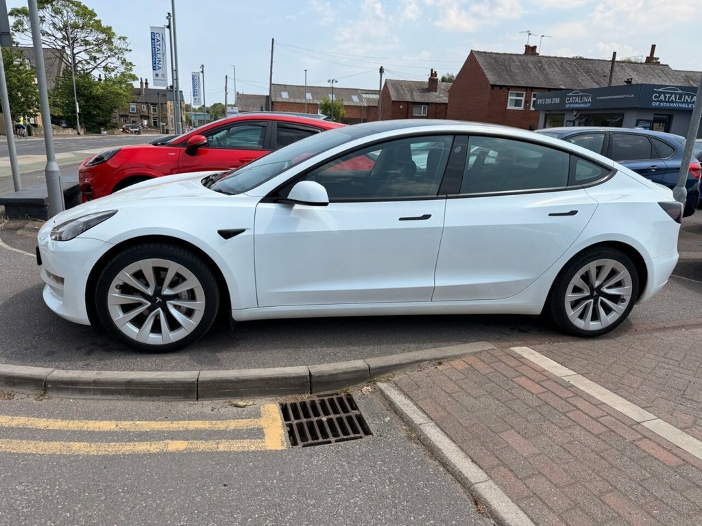 Tesla Model 3 Saloon BG21EHW White #5
