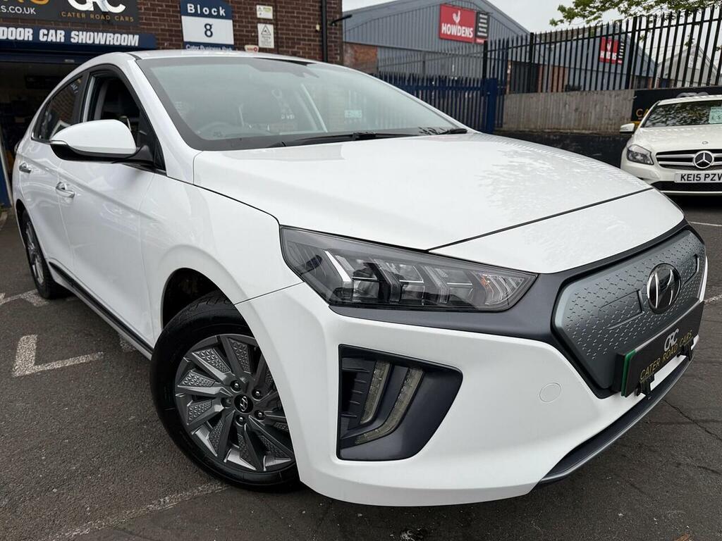 Hyundai Ioniq 38.3Kwh Premium Hatchback 136 P White