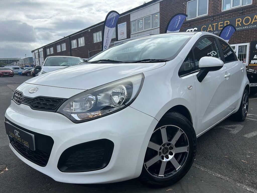Kia RIO 1.25 1 Air Hatchback Euro 5 84 White #3