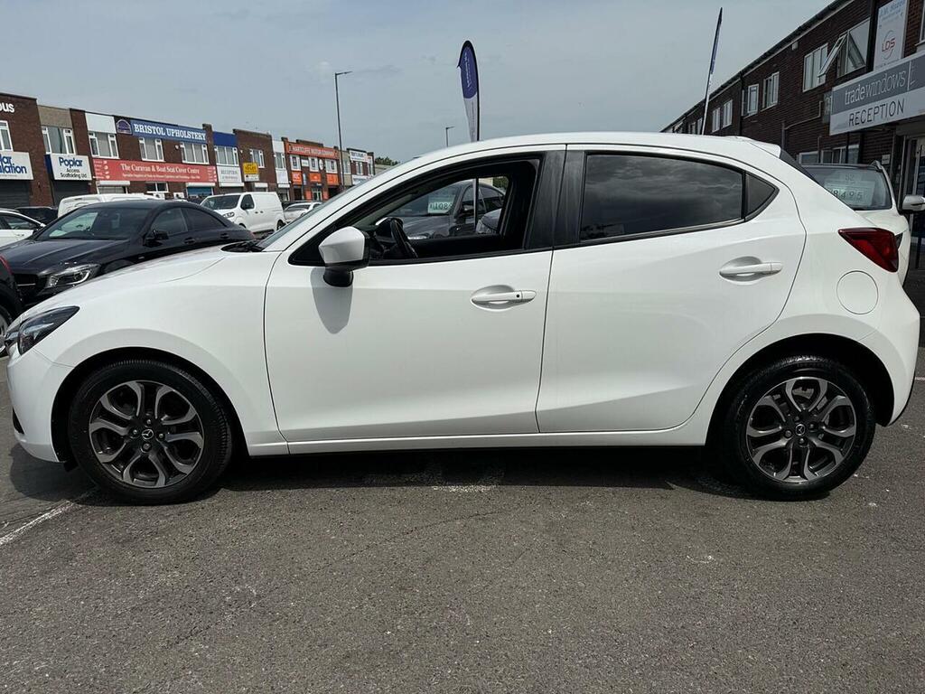 Mazda 2 1.5 Skyactiv-g Sport Nav Hatchback Manu VN66HLE White #4