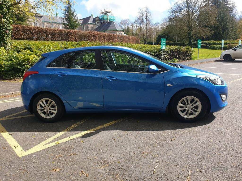Hyundai I30 1.6 Crdi Blue Drive Se Blue #2