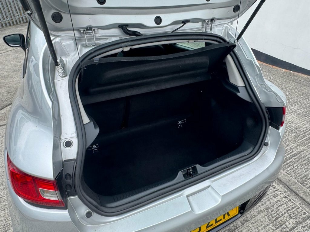 Renault Clio 1.5L Dynamique Medianav CE15ZLK Silver #6