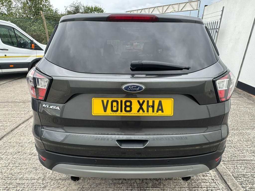 Ford Kuga 2L Titanium VO18XHA Grey #4
