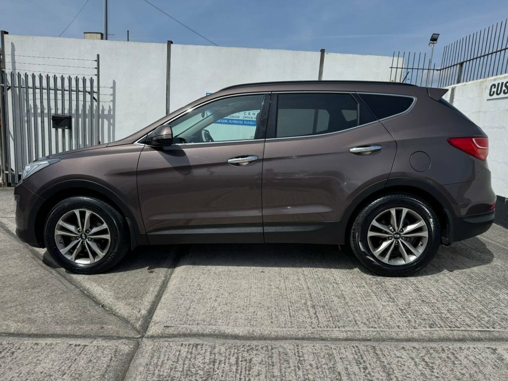 Hyundai Santa Fe 2.2L Premium RO64AVR Brown #2