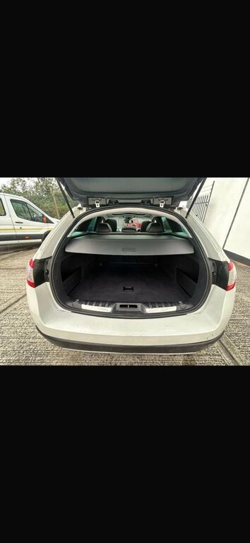 Peugeot 508 SW 2L Rxh White #6
