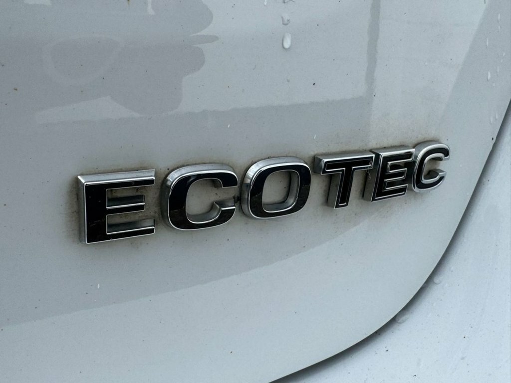 Vauxhall Mokka X 1.4L Active DW68BHF White #5