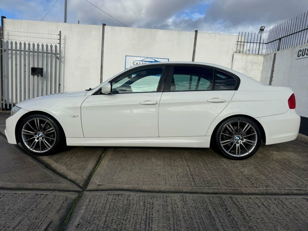 BMW 3 Series 2L Sport Plus Edition VK61NHM White #2