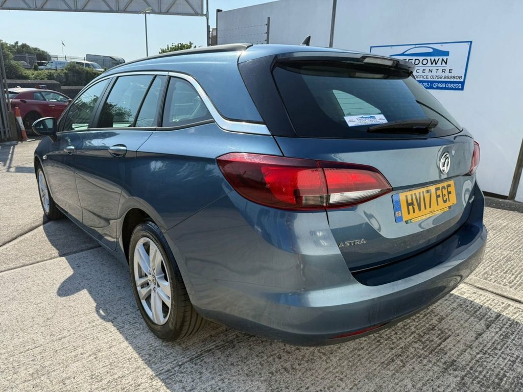 Vauxhall Astra 1.6L Tech Line HV17FCF Blue #3