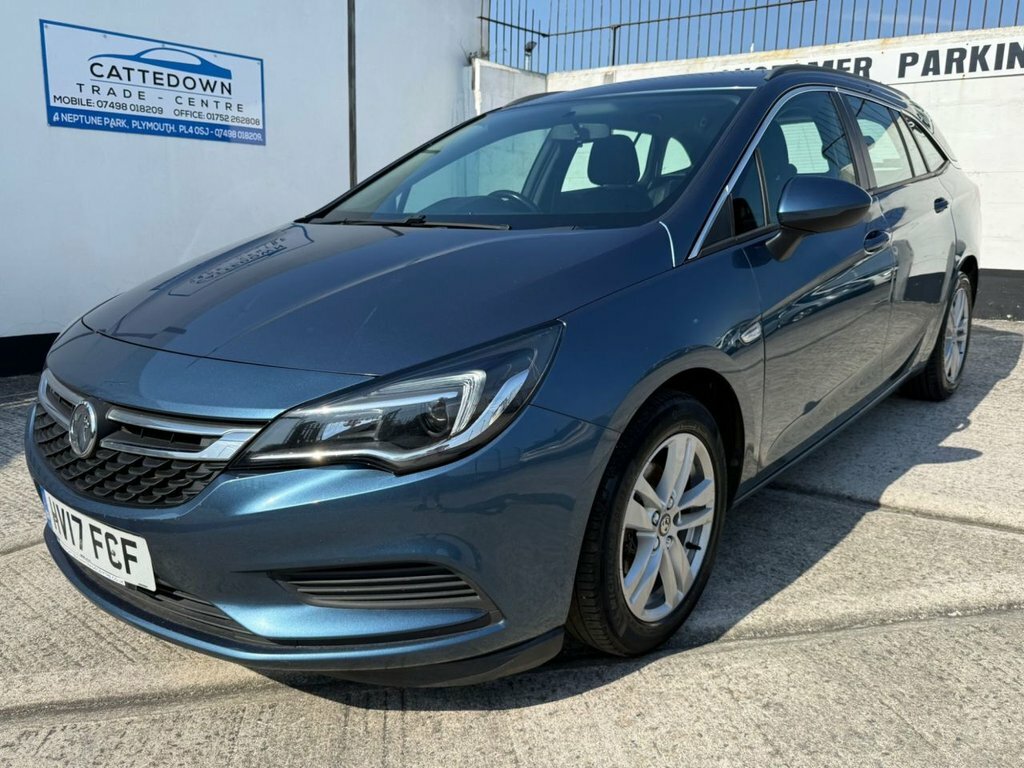Vauxhall Astra 1.6L Tech Line Blue