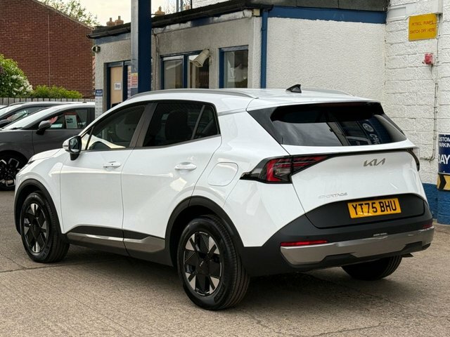 Kia Sportage T-gdi Pure Suv YT75BHU White #4