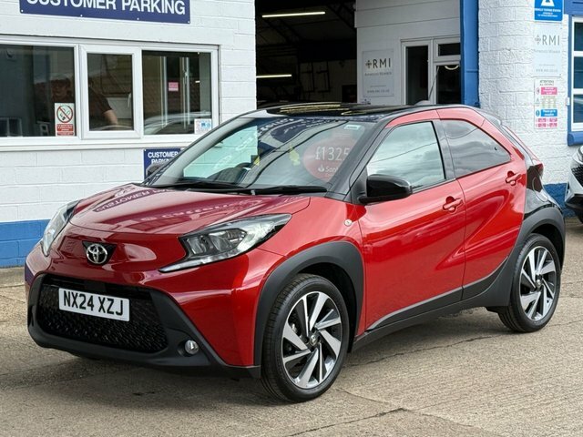 Toyota Aygo X Vvt-i Edge Hatchback Red