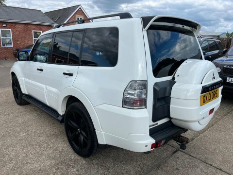 Mitsubishi Shogun 3.2 Di-dc Sg4 White #4