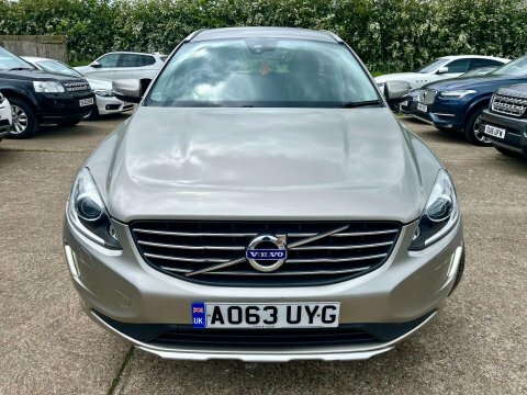 Volvo XC60 2.4 D5 Se AO63UYG Gold #3