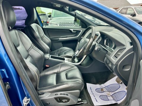Volvo XC60 2.4 D4 R-design LT17ZRP Blue #4