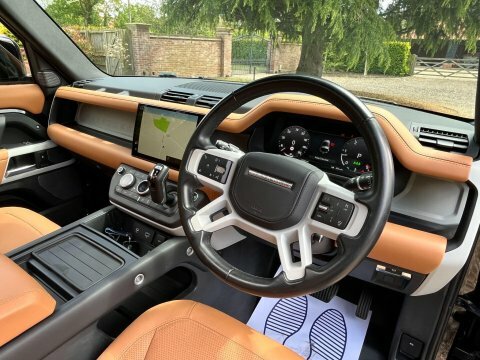 Land Rover Defender 3.0 D250 Mhev AV22ZBT Black #5