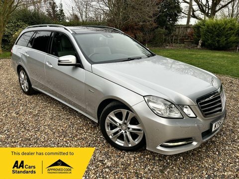 Mercedes-Benz E Class 2.1 E220 Cdi Silver
