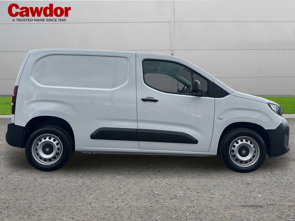 Vauxhall Combo Crg H1 2300 1.5 Tb D 100 Prime Pls CV26TKE White #2