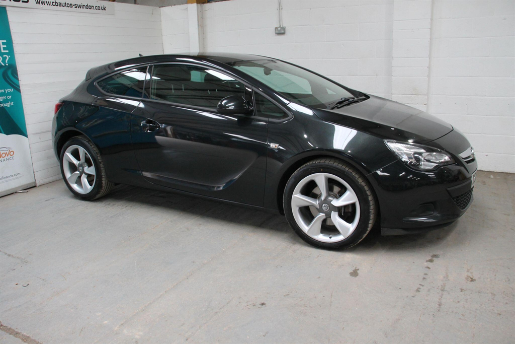 Vauxhall Astra GTC 2.0 Cdti Sport Euro 5 Ss Black #3