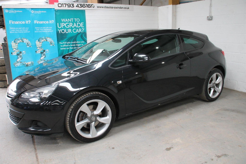Vauxhall Astra GTC 2.0 Cdti Sport Euro 5 Ss Black #2