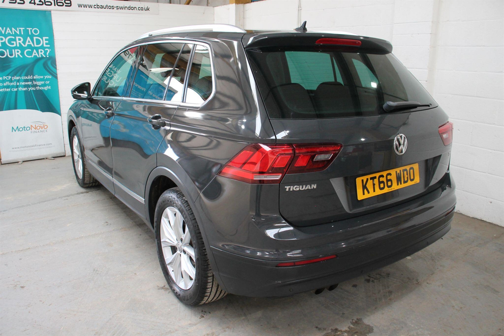 Volkswagen Tiguan 1.4 Tsi Bluemotion Tech Se Navigation Euro 6 Ss Grey #6