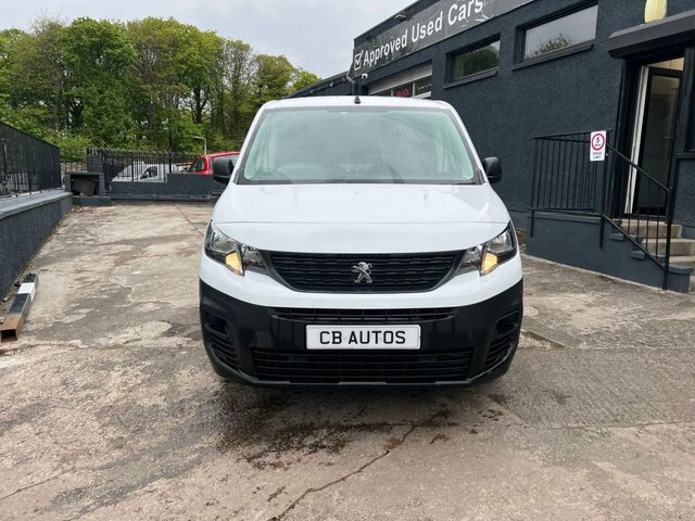 Peugeot Partner 2024 1.5 Bluehdi 1000 Professional Premium Stand MP73FXK White #2