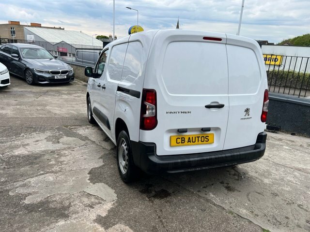 Peugeot Partner 2024 1.5 Bluehdi 1000 Professional Premium Stand MP73FXK White #6
